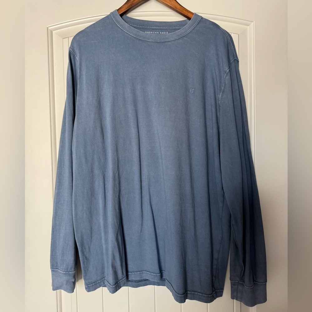 Men’s American Eagle Blue Long Sleeve Shirt. Size XL